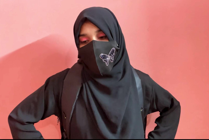 Bdsex24: Garota sexy é gozada na minha casa para foder duro