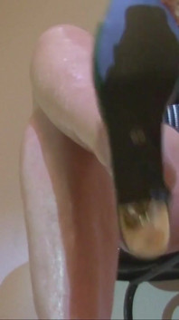 Sexy and Sheen I Dangle in Green 3.