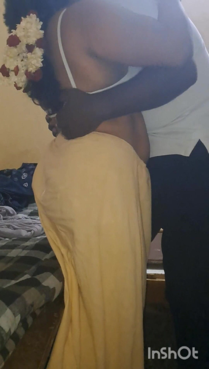 Benita sweety: Amma tamoule et un garçon, vidéo torride