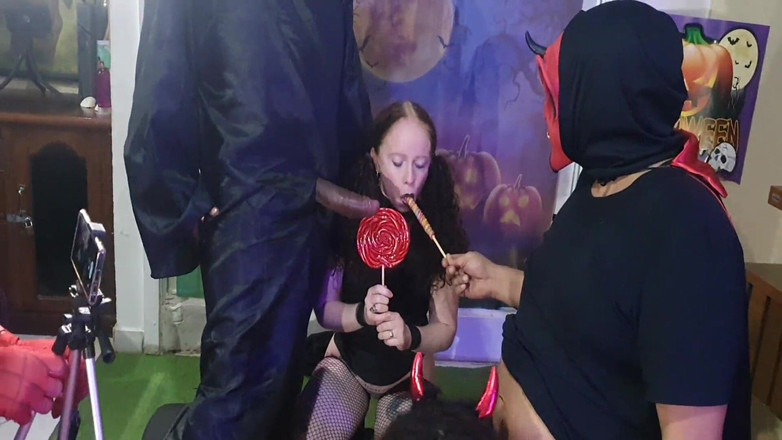 Paty Bumbum: Halloweenské orgie v Patyho domě