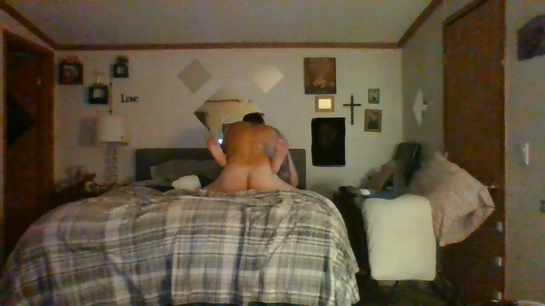 Satin Lady: Saténová dáma má mutiple orgasmy