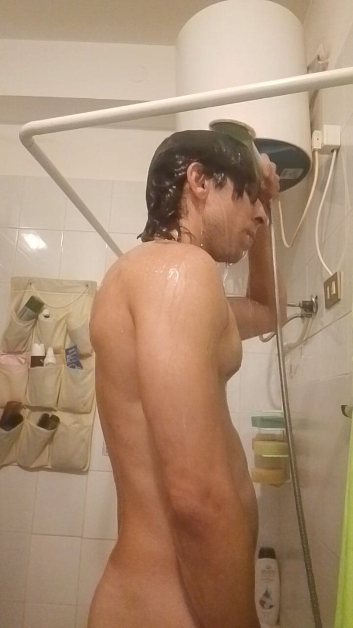 Ricxx97: ฝักบัวสุดเซ็กซี่