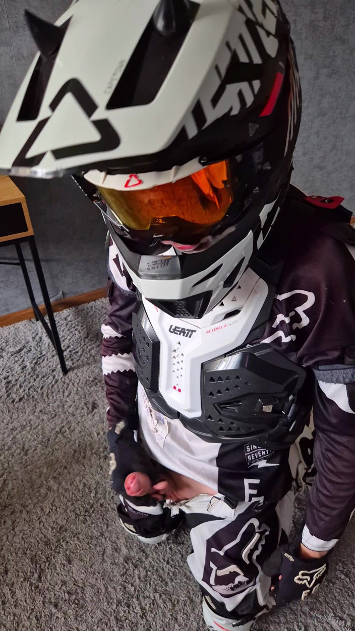 Sneakersmax98: Horny Motocrosser Biker Pushes Himself to the Edge, Couldn't Help...