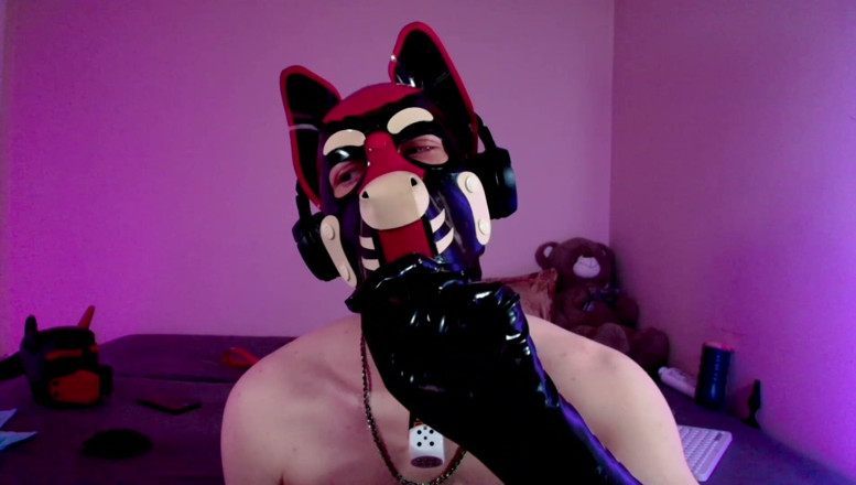 Alex GoodBoy: K-9goodboy's Slow Latex Tease Drives Me Wild