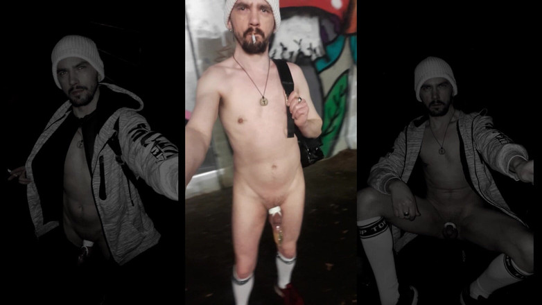 kinkygaynudist: Yarağımda Sidik Sırılsıklam Kauçukla Kış Yürüyüşü