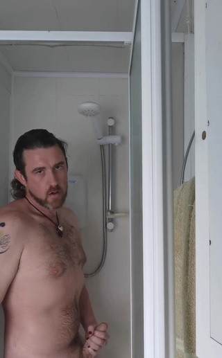 Dirty Talking Guy: Nice Hot Shower