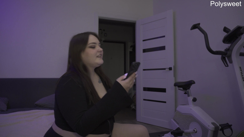 Polly Sweet: Cerita Porno: Panggil Aku Señora Saat Aku Menidurimu Dengan Strap-On!