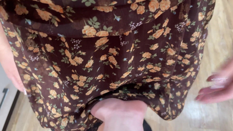 Lux Eva: Lamí el coño de mi madrastra y le puse una...