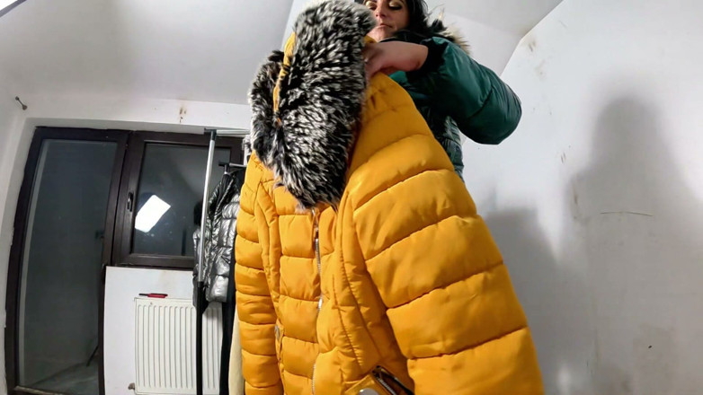 MilfyCalla: Parlak deli gömleği fetişi azdırma