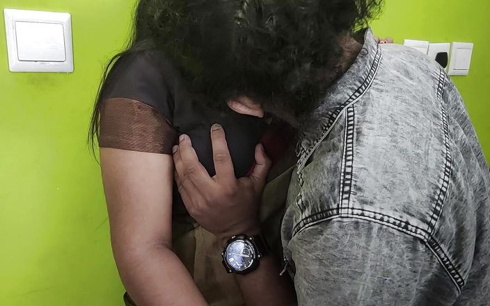 Vaigavarun45: Dragoste în sari partea 2 Buric Lick Romantism de Vaishnavy și Sharun Raj,...