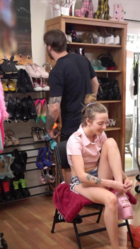 Bts - sıska Karla Kush Bryan Gozzling'in sert seksi için azgın!