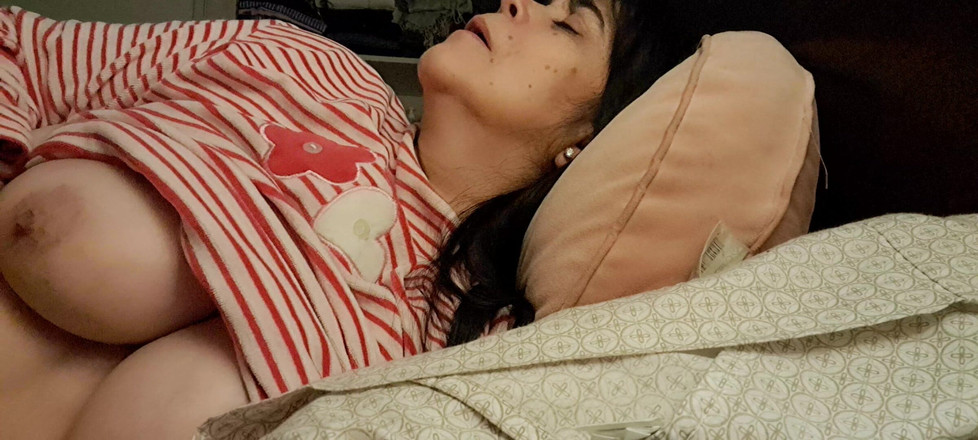 Mommy big hairy pussy: 꿈이었고 현실이었어 상상하는 계모, 큰 욕망으로 섹스하는 배다른 아들