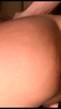 Orgasm anal intens pentru o gagică curvă
