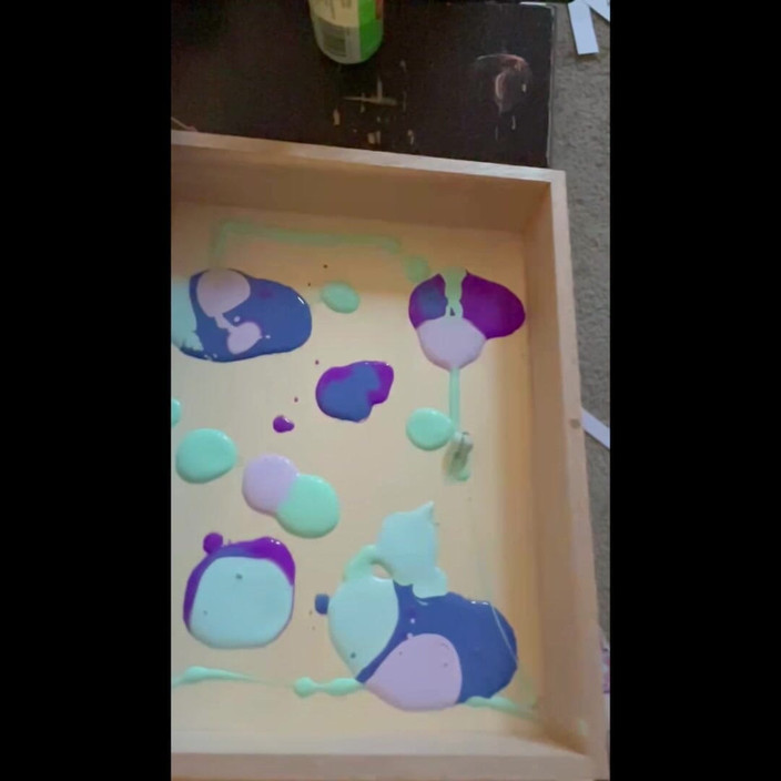 Suzy Wylde: Suzy Wylde est une artiste