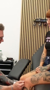 J’ai trompé mon copain pour un tatouage gratuit