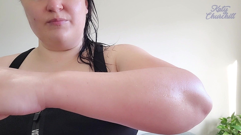Katy Churchill: ジムの後はすごく汗だく