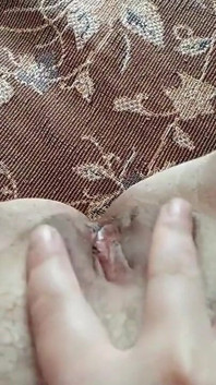 Masturbazione e gemiti femminili da sola - vero orgasmo femminile