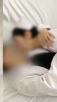 # 120 Noi asistenta este un doc's ejaculare doc, vă rugăm să utilizați pizda mea astăzi. Futai pe pat folosit de pacient