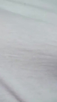 Orgasme Puting Dan Menyejukkan Dengan Membasahkan Baju-T Saya