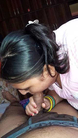 Puja555: プージャが俺のチンコをしゃぶる