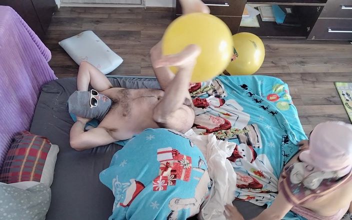 Amateur_MS: Masaj senzual al unui cuplu fierbinte cu ulei pe corp.