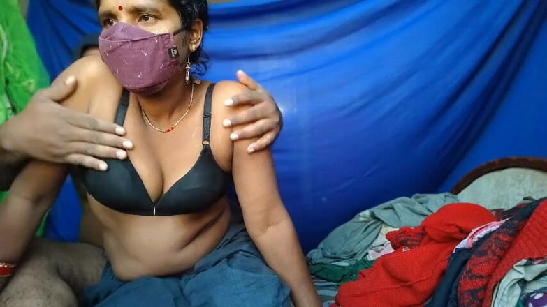 FULLMJEDETI: 아침 시간에 섹스하는 섹시한 바비