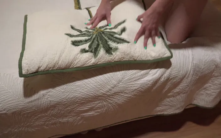 ATK Girlfriends: Violet gets her lover good and hard with her feet