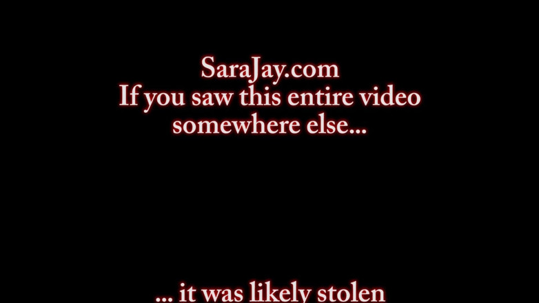 Sara Jay: Sara Jay bị con cu to đụ trong bồn tắm!