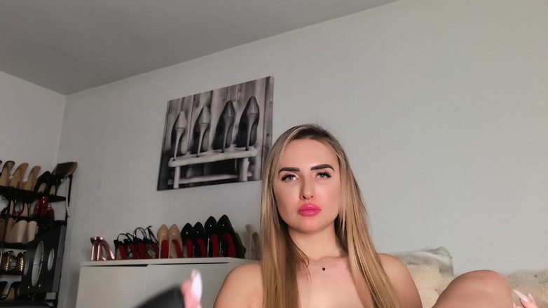 Goddess Lena: Чорна стрічка