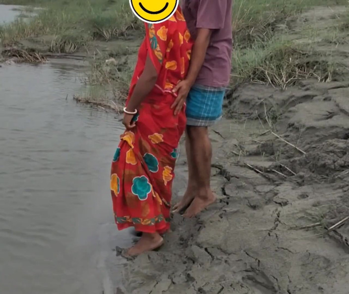 Sabina244: Bangladeszu zbliżenie Bangli Bowd Zbliżenie jebanie filmy sam nad rzeką...