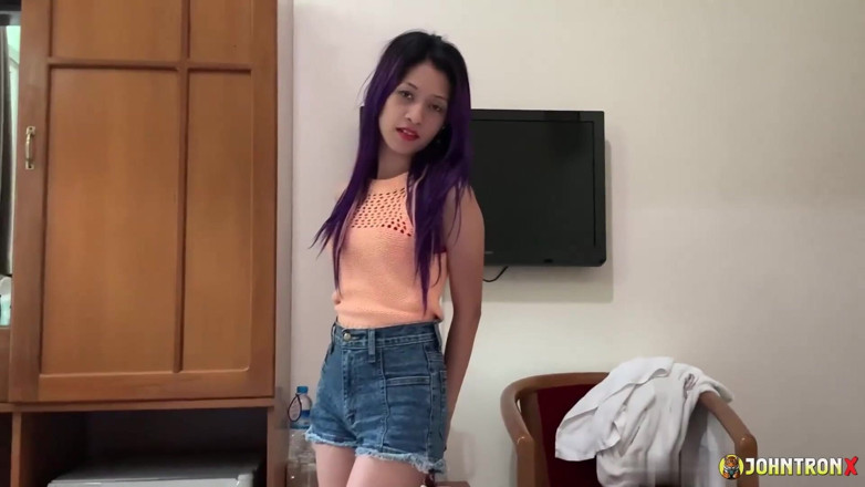 John Tron X: Johntronx - amateur tailandesa de pelo morado recibe su dosis de...