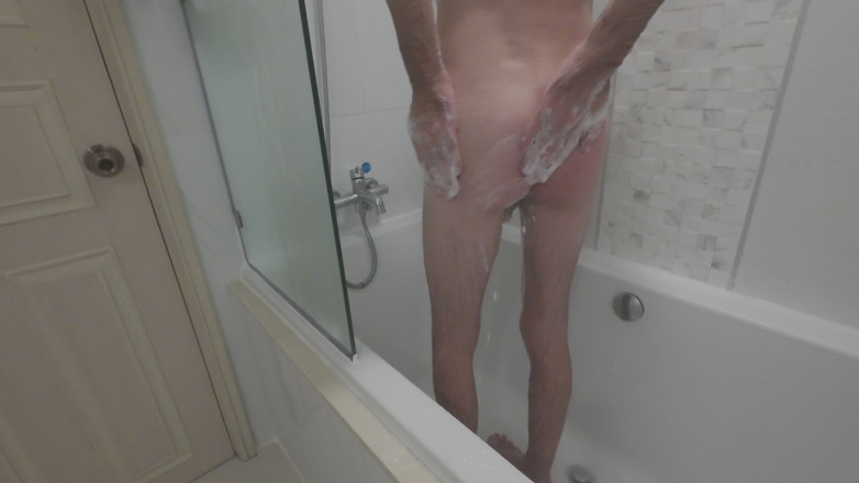 Big dick dadddy: Camera de duș m-a prins atingându-mă singură
