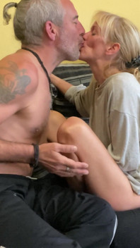 Web kamerası - wildspaincouple canlı tutkulu seks