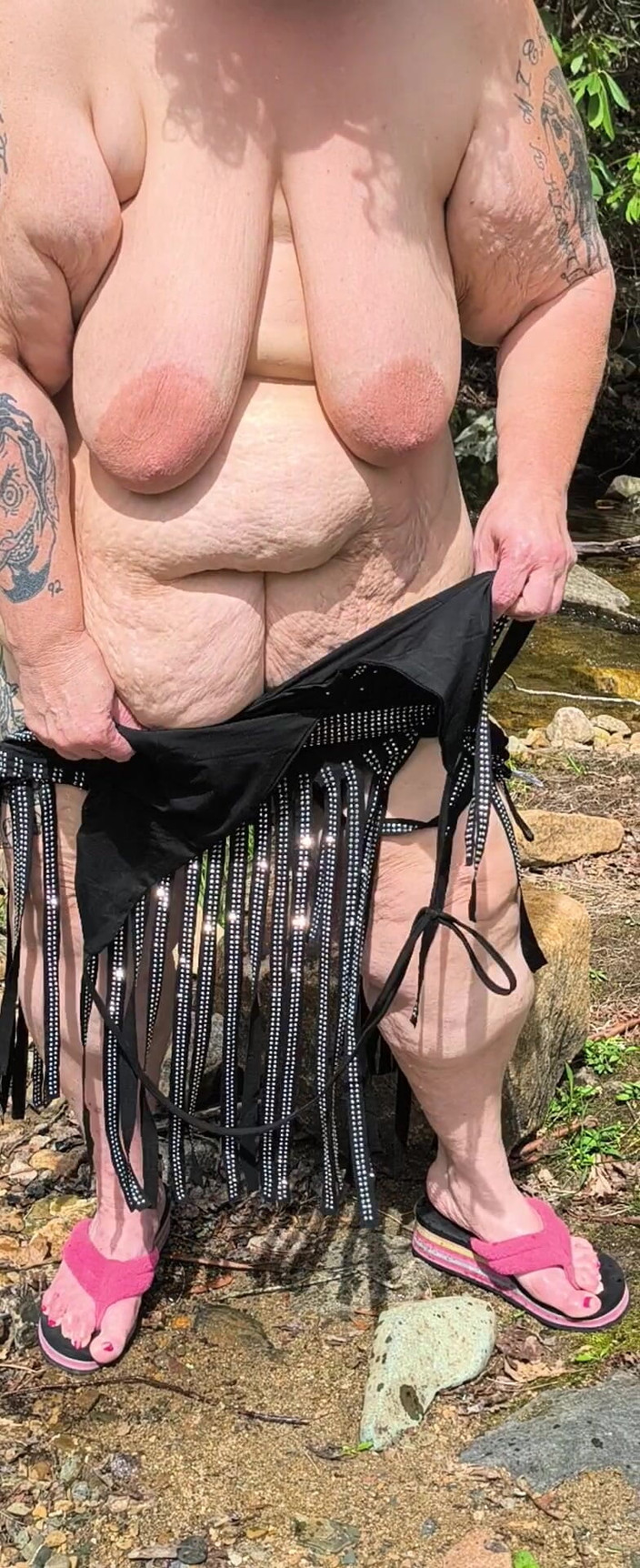 HerculesnVENUS: 有一个陌生人看着这个狂野的小妞会撒尿吗？