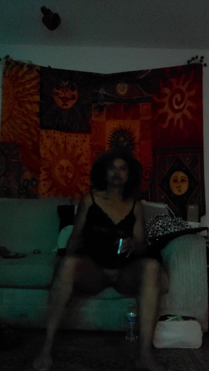 blackberrymilf: Милфа-ежевика