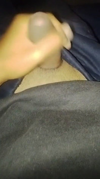 Budząc się z penisem stojącym w miejscu