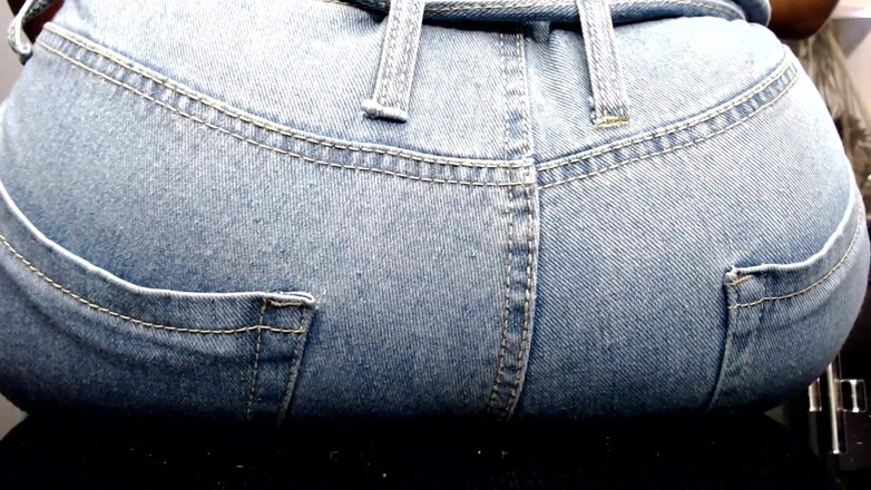 Maeling: College Teens Ruined with Giant Ass