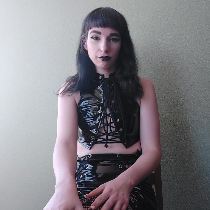 Lady Stardust: Bine ați venit la coșmarul tău