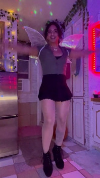 Fantezi kız striptiz dansı