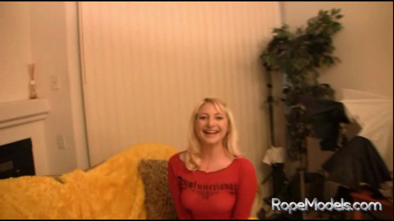 Spungy Gunk Films: Olivia Rose - iubita vrea să sărbătorească și vreau să-i scap de...