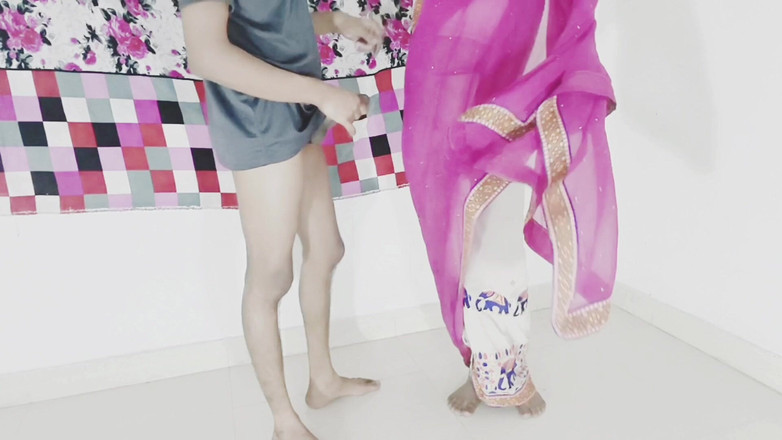 Vija: Индийская Горничная HD Видео