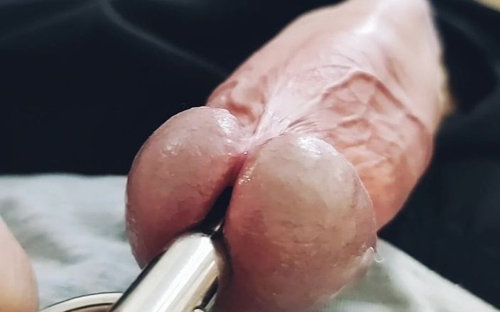Amreis: Labă dură cu pulă și coaie inel! Futând pula Uretra și spermă