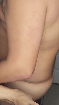 Me quito las bragas de mi cuñada