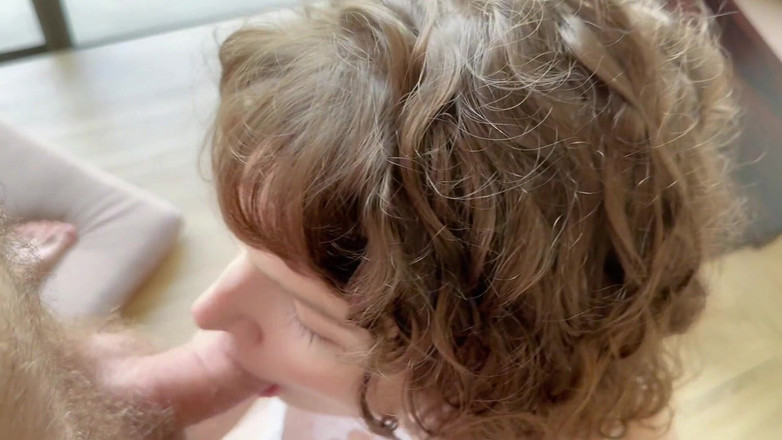 CandyWarhole: Sexo con chica en medias de encaje en primer plano,...