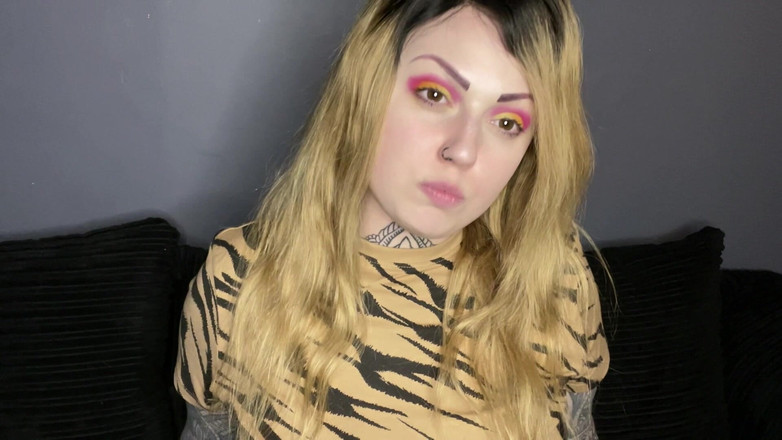 Miss Valentina: Thích tiêu tiền của bạn