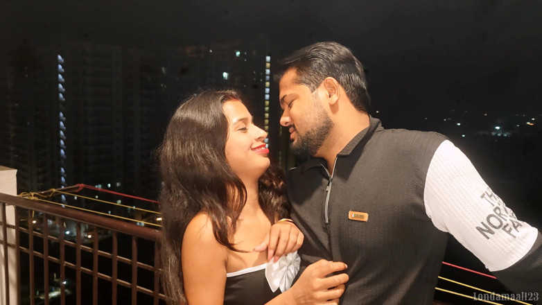 Londamaal123: Indian Desi Girlfriend Boyfriend Anniversary Fucking in Hotel on There...