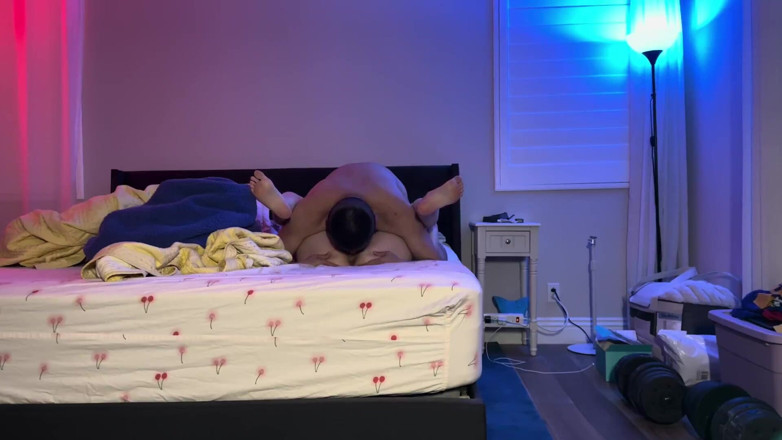 SquishMallow3328: Báječný Jimmy dělá z Slutty Kitty svou sexuální hračku v...