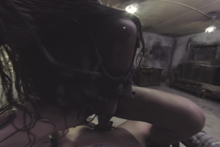 Xvirtual: X Maya 58 Evil Dead dalam 180°