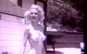 Vintage megastore: Vintage atomic blond strippa utomhus