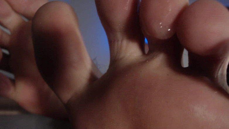 Hunky time: レザーボスがあなたの口と脚を犯し、射精(パート2)